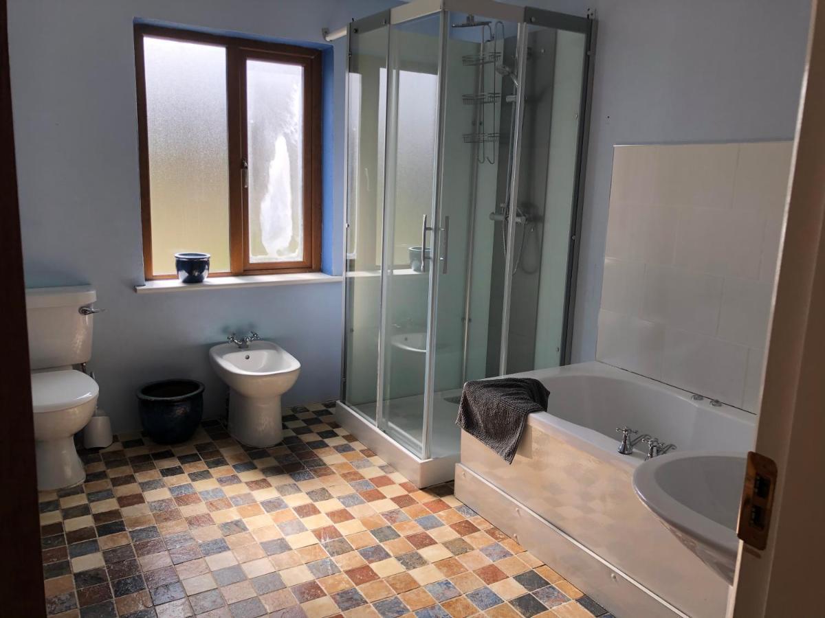 House With Sea Views Close To Beach With Wifi And Large Kitchen And Dining Ardnagreevagh Dış mekan fotoğraf